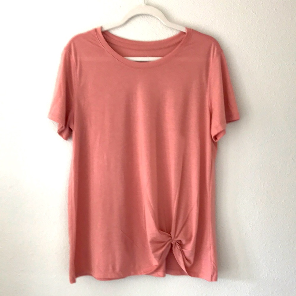 🔥3/$15 Stylish Active Top Never Worn